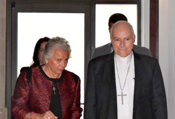 Reunión del cardenal Carlos Aguiar con la secretaria de gobernación Olga Sánchez Cordero